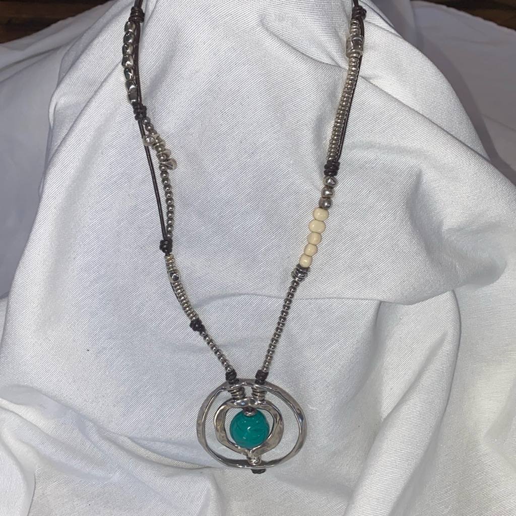 Uno De 50 Calma Chica Turquoise Necklace W/Silver/White Beads, Brn Leather.